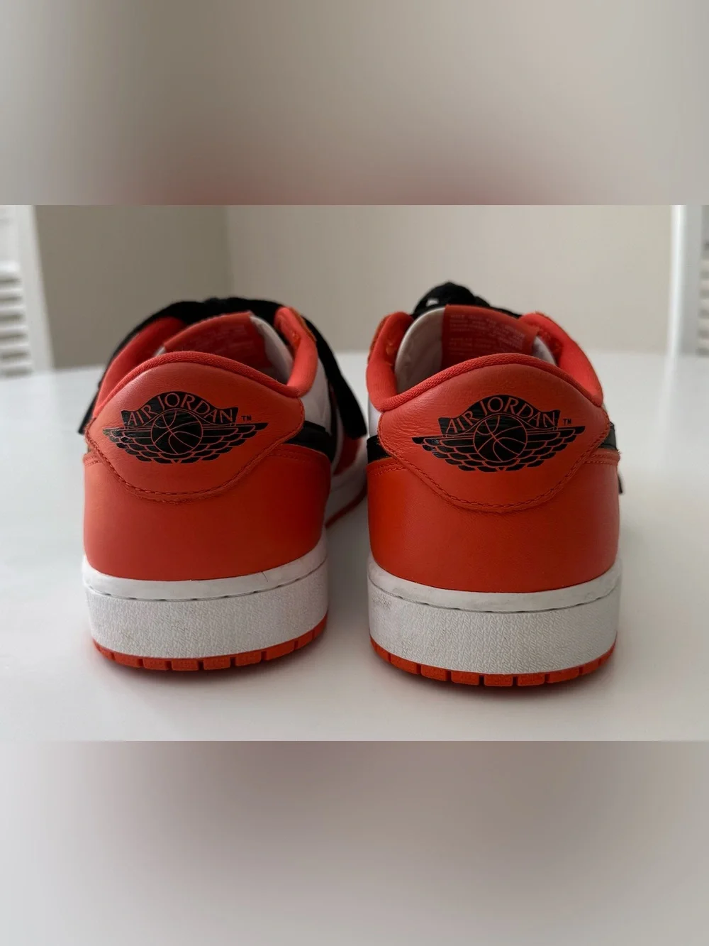 Air Jordan 1 Retro Low OG ‘Starfish’
